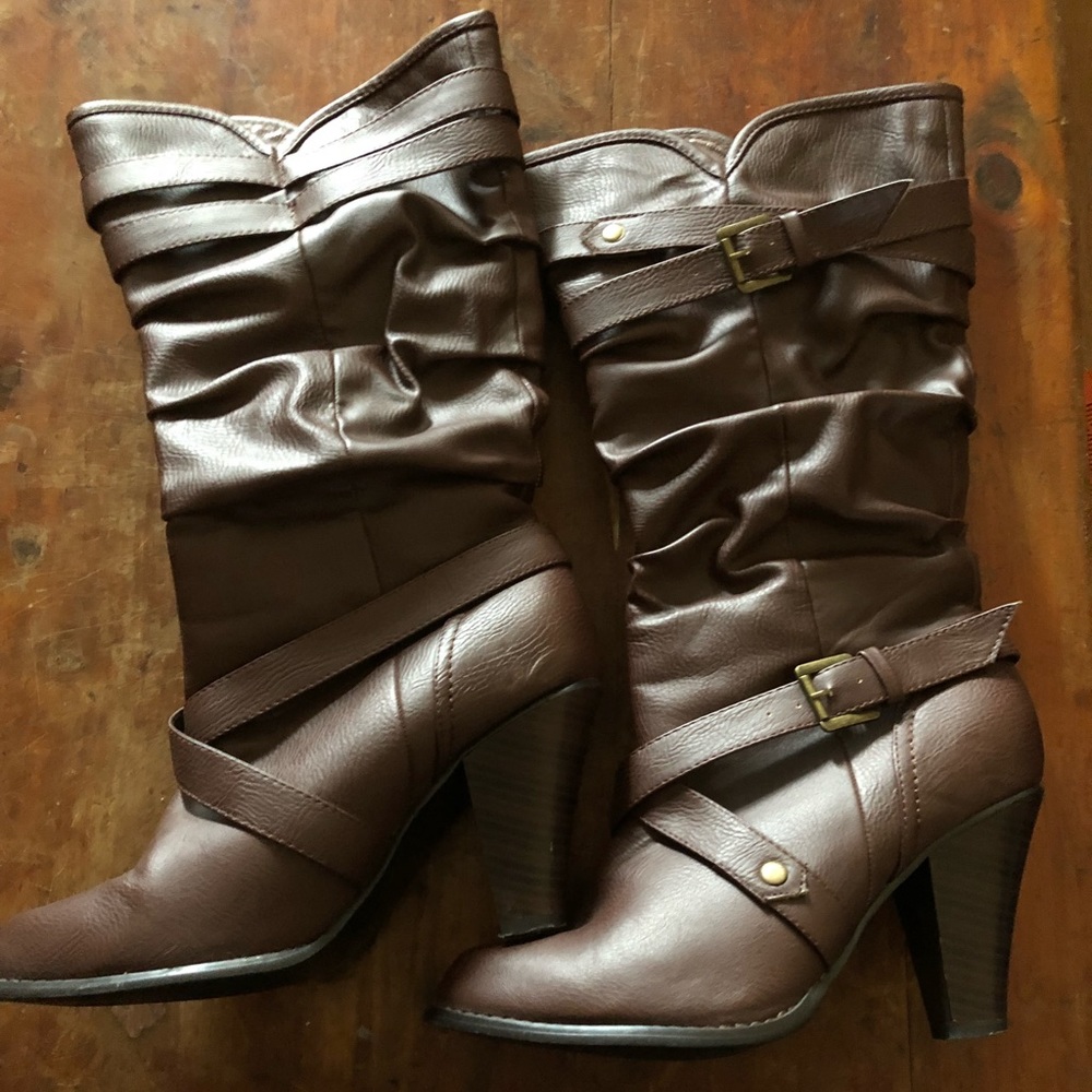 Mid calf heel boots